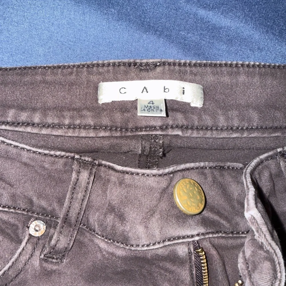 CAbi Women's Brown Cargo Jeans - Picture 4 of 4